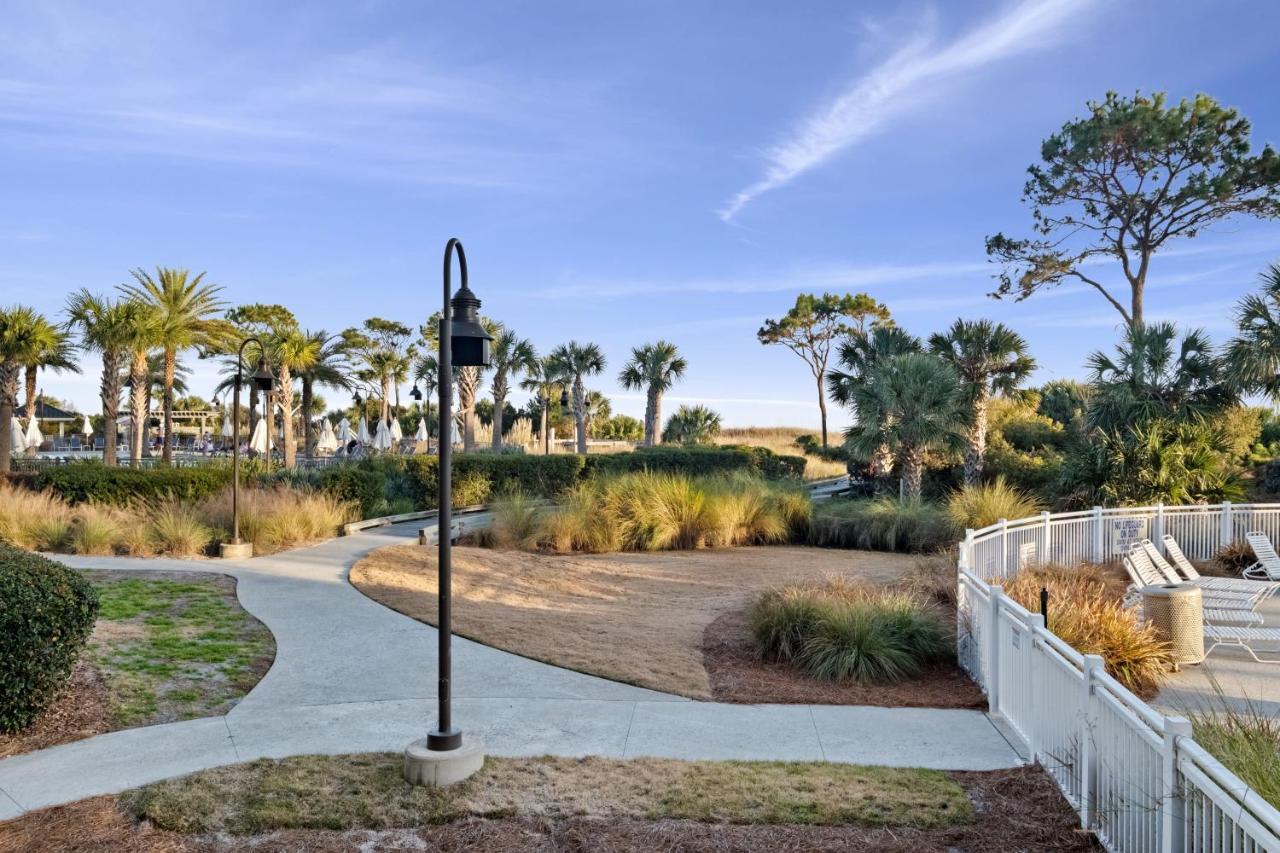 Ocean Dunes Villas #111, Beach Condo In Coligny Beach, 43 S Forest Beach Dr, Hilton Head Sc, Oceanfront Condo, Heated Pool, By Vacation Rental Hhi 힐튼 헤드 아일랜드 외부 사진