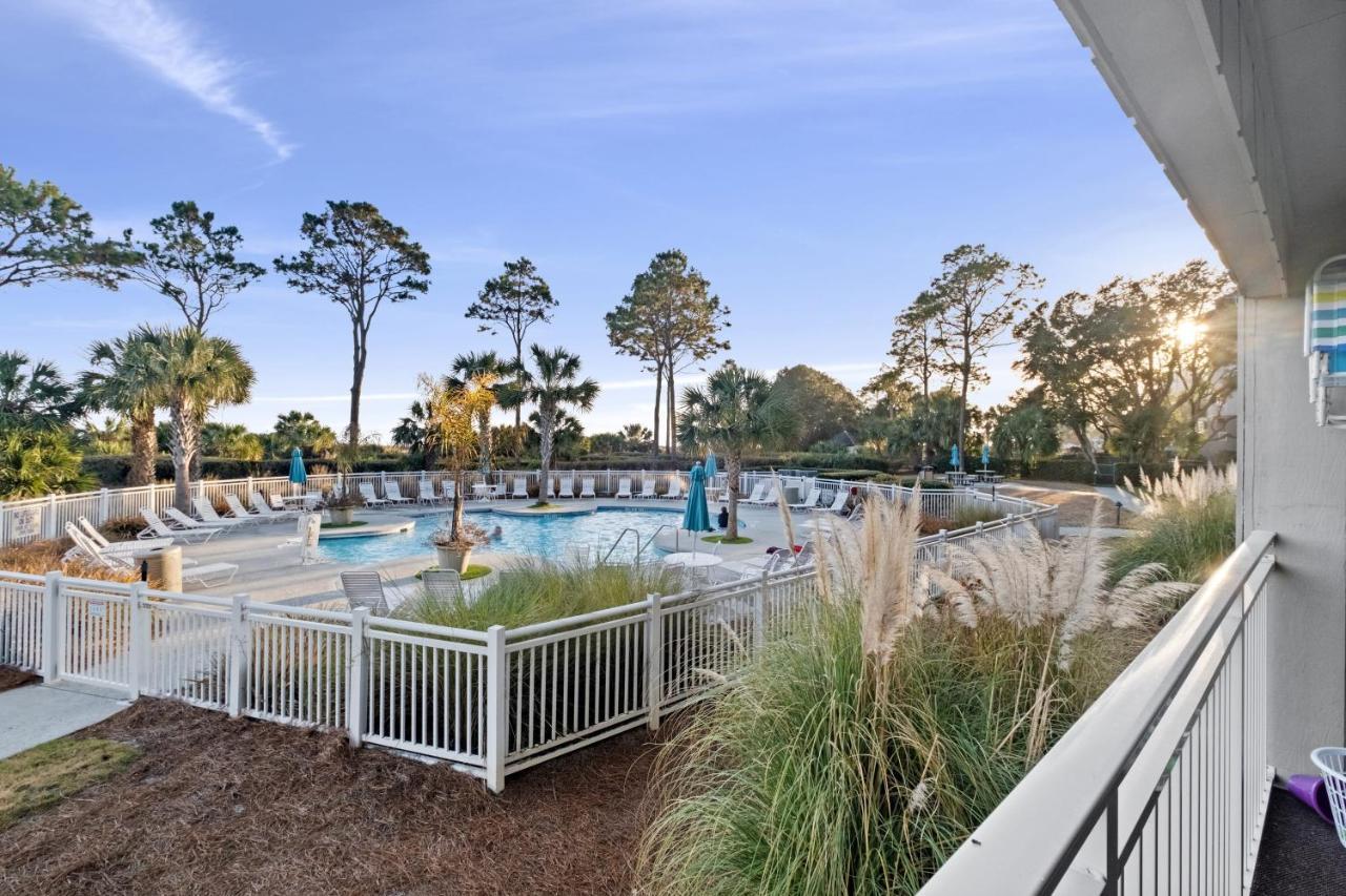 Ocean Dunes Villas #111, Beach Condo In Coligny Beach, 43 S Forest Beach Dr, Hilton Head Sc, Oceanfront Condo, Heated Pool, By Vacation Rental Hhi 힐튼 헤드 아일랜드 외부 사진